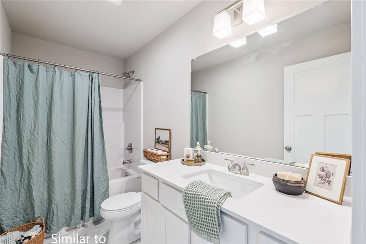 Townhouse for rent at 1119 Sunflower Lane, Pella, IA 50219