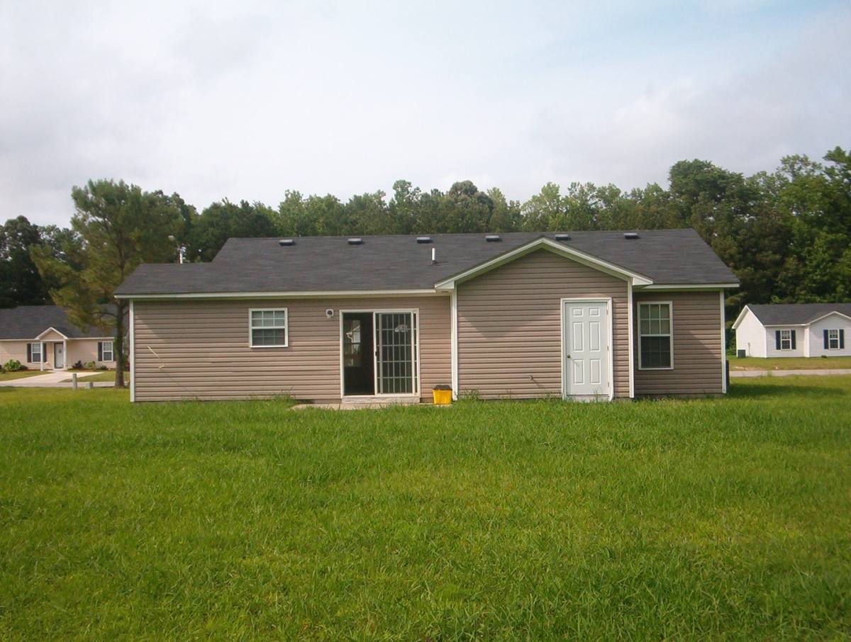 House for rent at 104 Ida Acres Dr, Elizabeth City, NC 27909