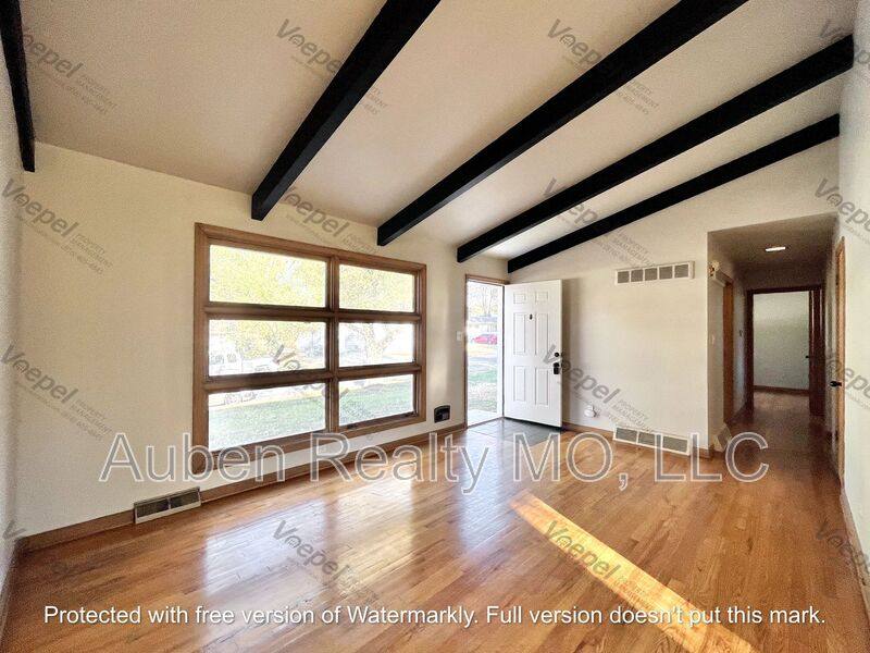 House for rent at 7009 NW Avalon St, Kansas City, MO 64152