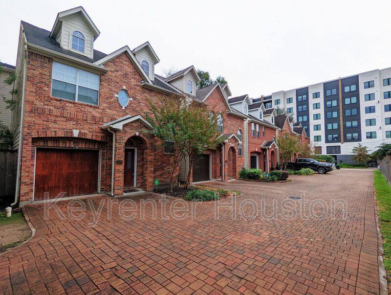 House for rent at 5130 Scotland, Houston, TX 77007