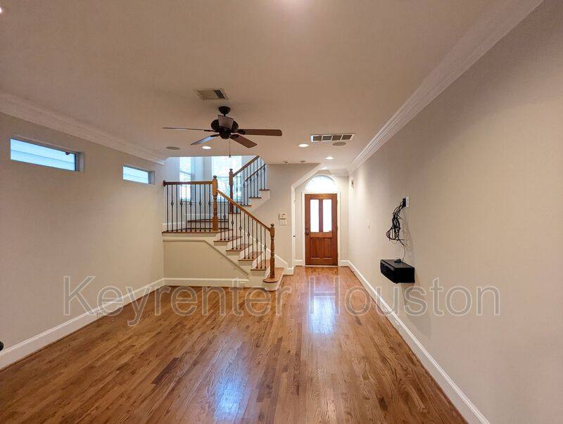 House for rent at 5130 Scotland, Houston, TX 77007