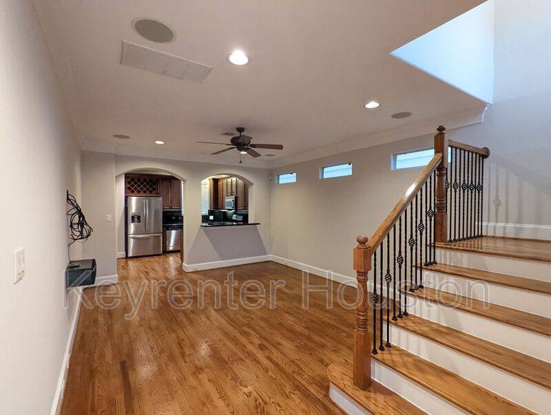 House for rent at 5130 Scotland, Houston, TX 77007