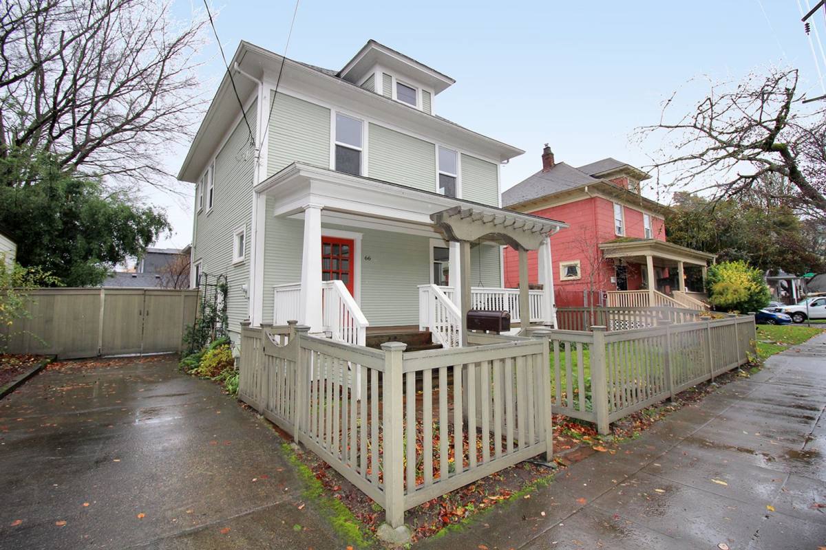 House for rent at 66 NE Skidmore St, Portland, OR 97211