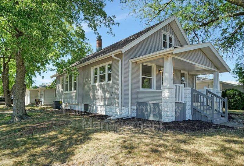 House for rent at 351 N Clarmar Ave, Fremont, NE 68025