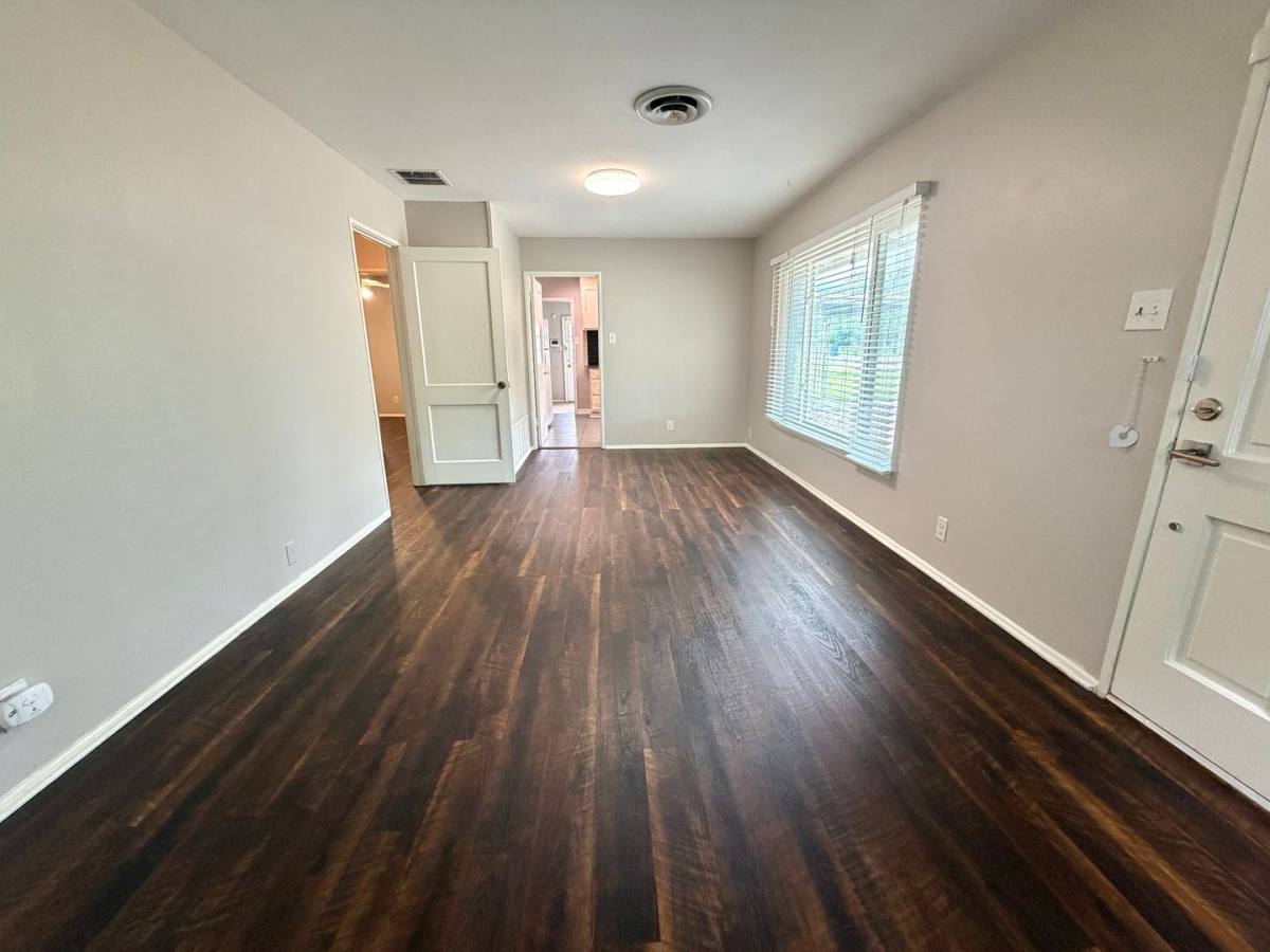 House for rent at 414 Olney Dr, San Antonio, TX 78209