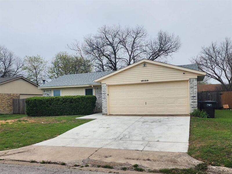 House for rent at 10129 Peppertree Lane, Fort Worth, TX 76108