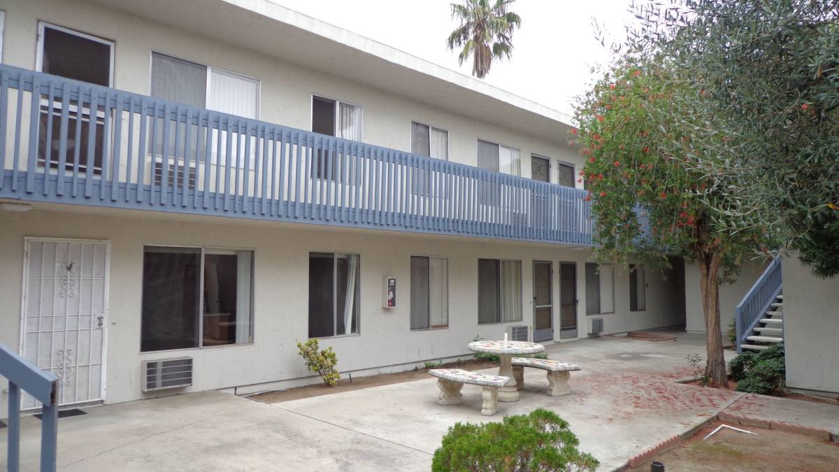 Apartment for rent at 4423 Menlo Ave, San Diego, CA 92115