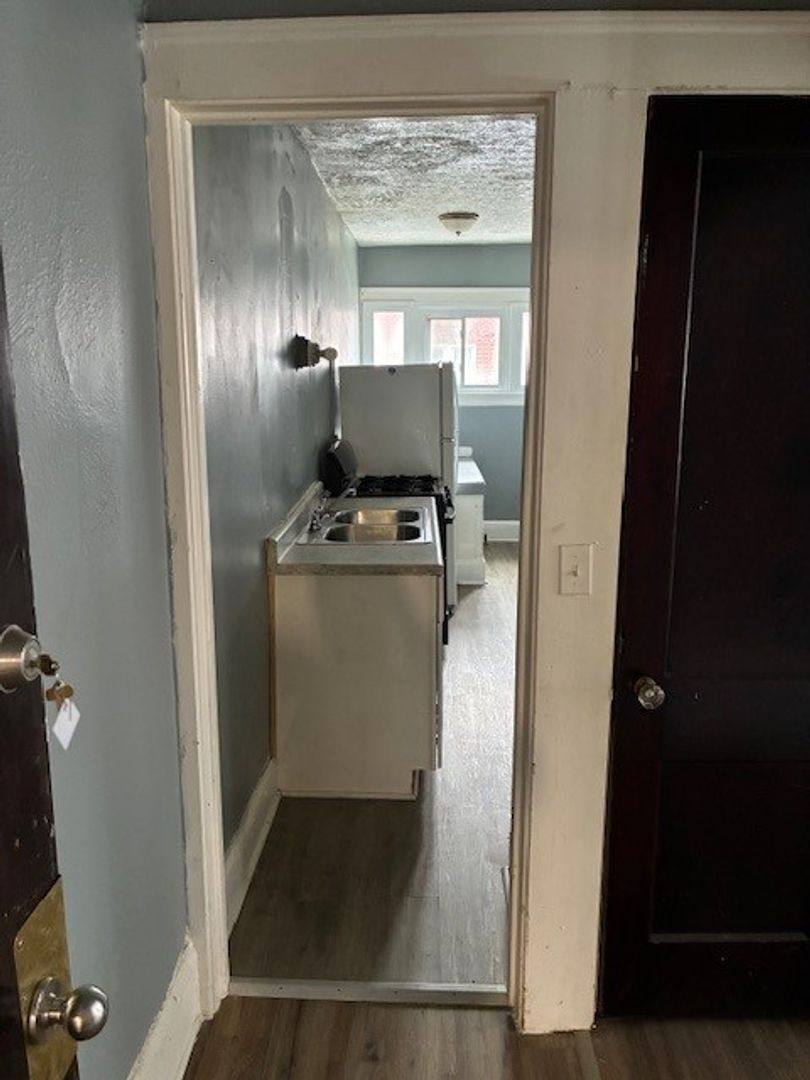 Apartment for rent at 26 E Tallmadge Ave, Akron, OH 44310
