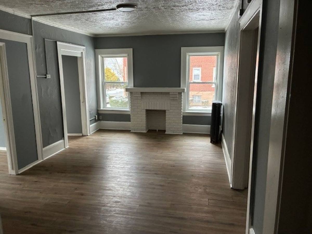 Apartment for rent at 26 E Tallmadge Ave, Akron, OH 44310
