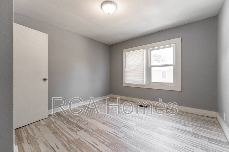House for rent at 140 Villa Ave, Indianapolis, IN 46201