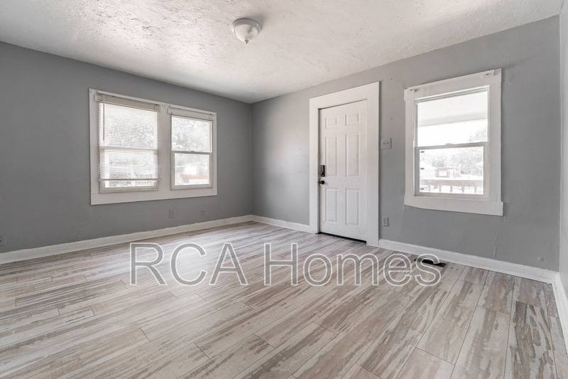 House for rent at 140 Villa Ave, Indianapolis, IN 46201