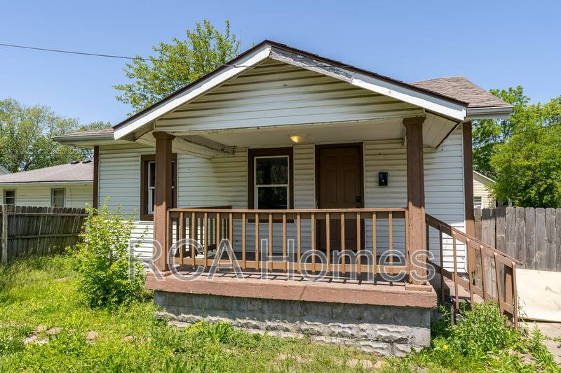House for rent at 140 Villa Ave, Indianapolis, IN 46201