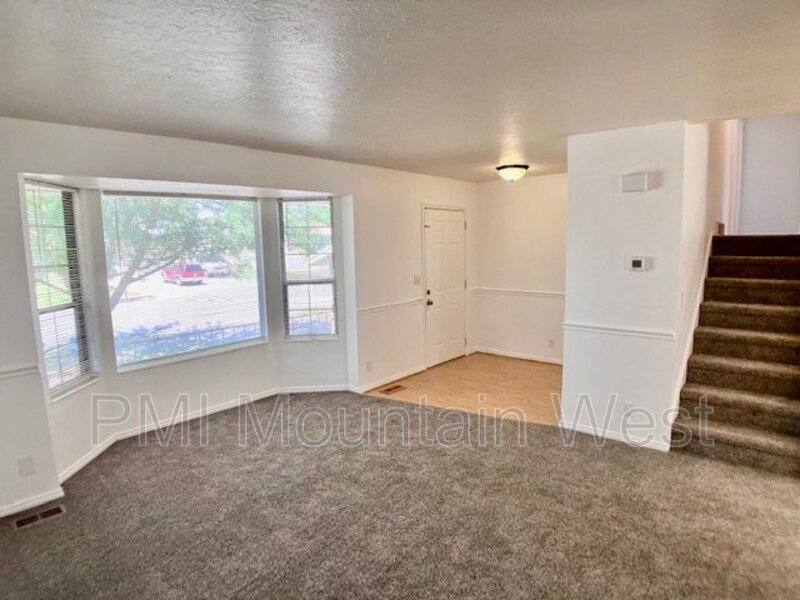 House for rent at 2186 N 1965 E, Layton, UT 84040