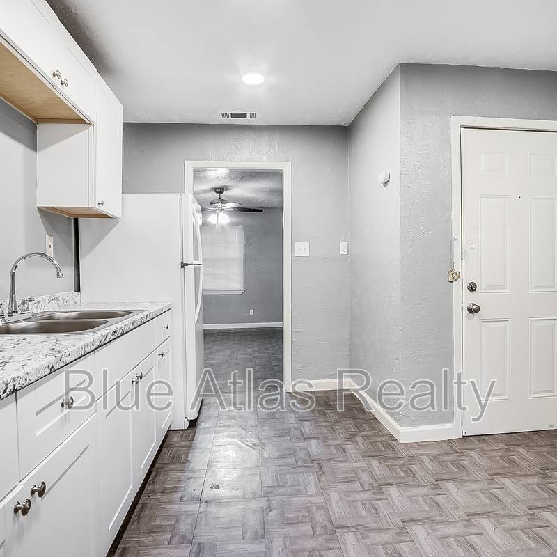 Apartment for rent at 2215 Riverview Dr #D, Irving, TX 75060