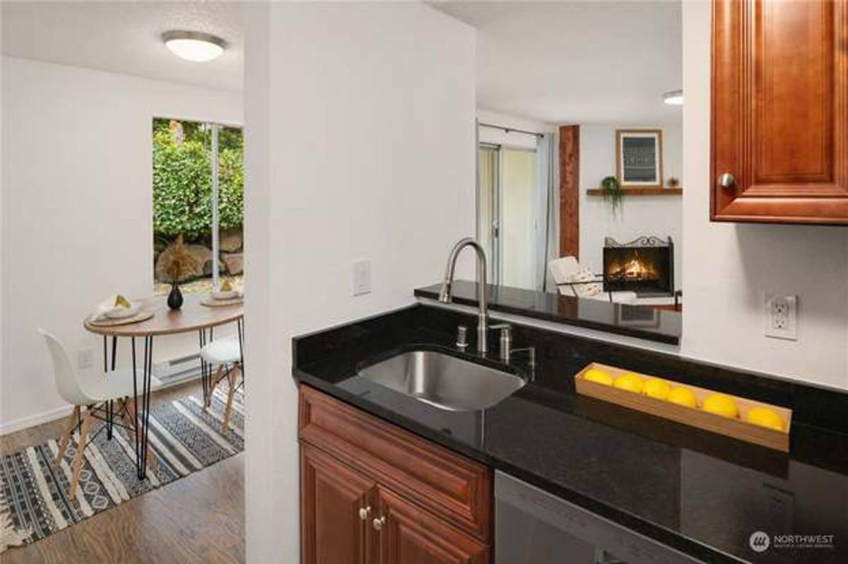 Apartment for rent at 17527 149th Ave SE, Renton, WA 98058