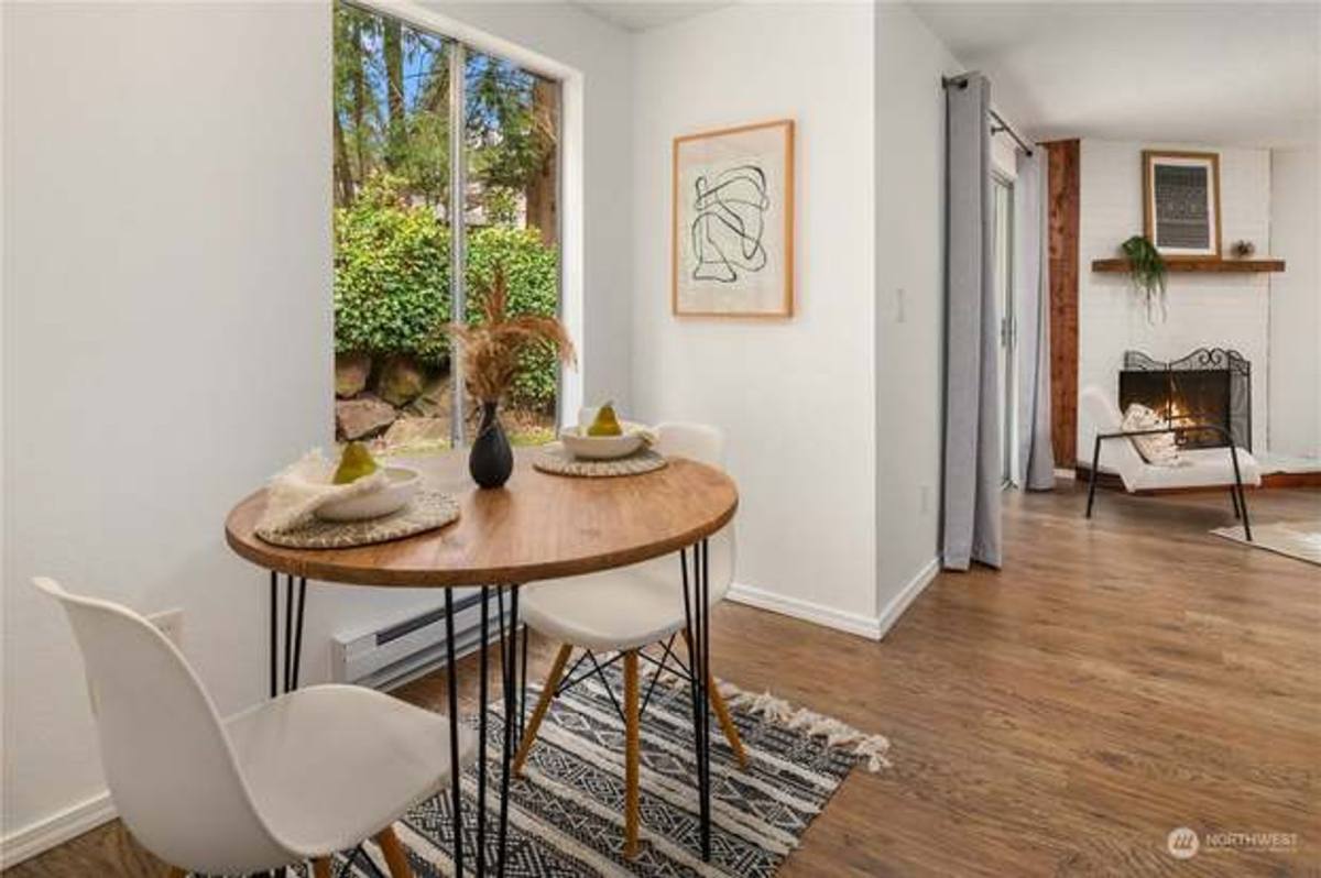 Apartment for rent at 17527 149th Ave SE, Renton, WA 98058