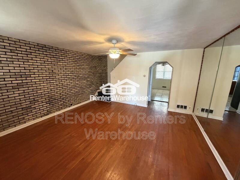 Townhouse for rent at 1614 Ellamont St, Baltimore, MD 21230