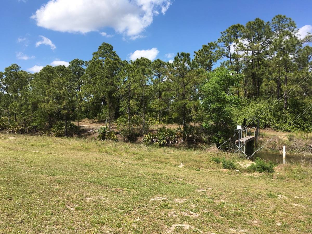 Apartment for rent at 4400-4402 Douglas Lane, Lehigh Acres, FL 33973