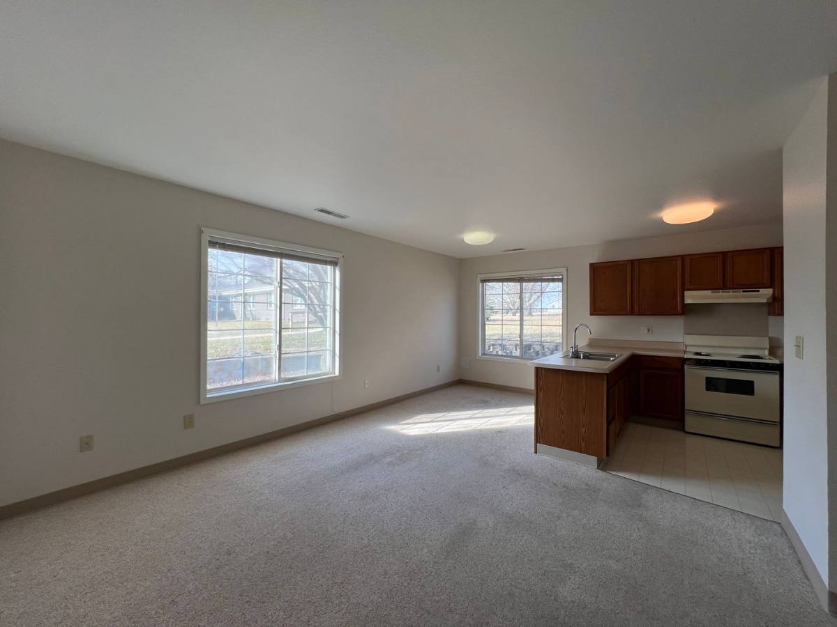 Apartment for rent at 1806 Main St, Gowrie, IA 50543