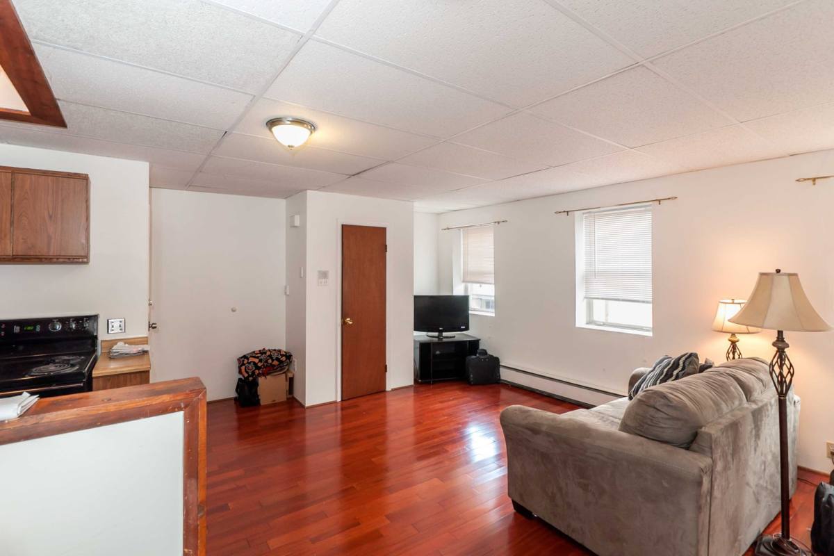Apartment for rent at 1324 E Carson St, Pittsburgh, PA 15203