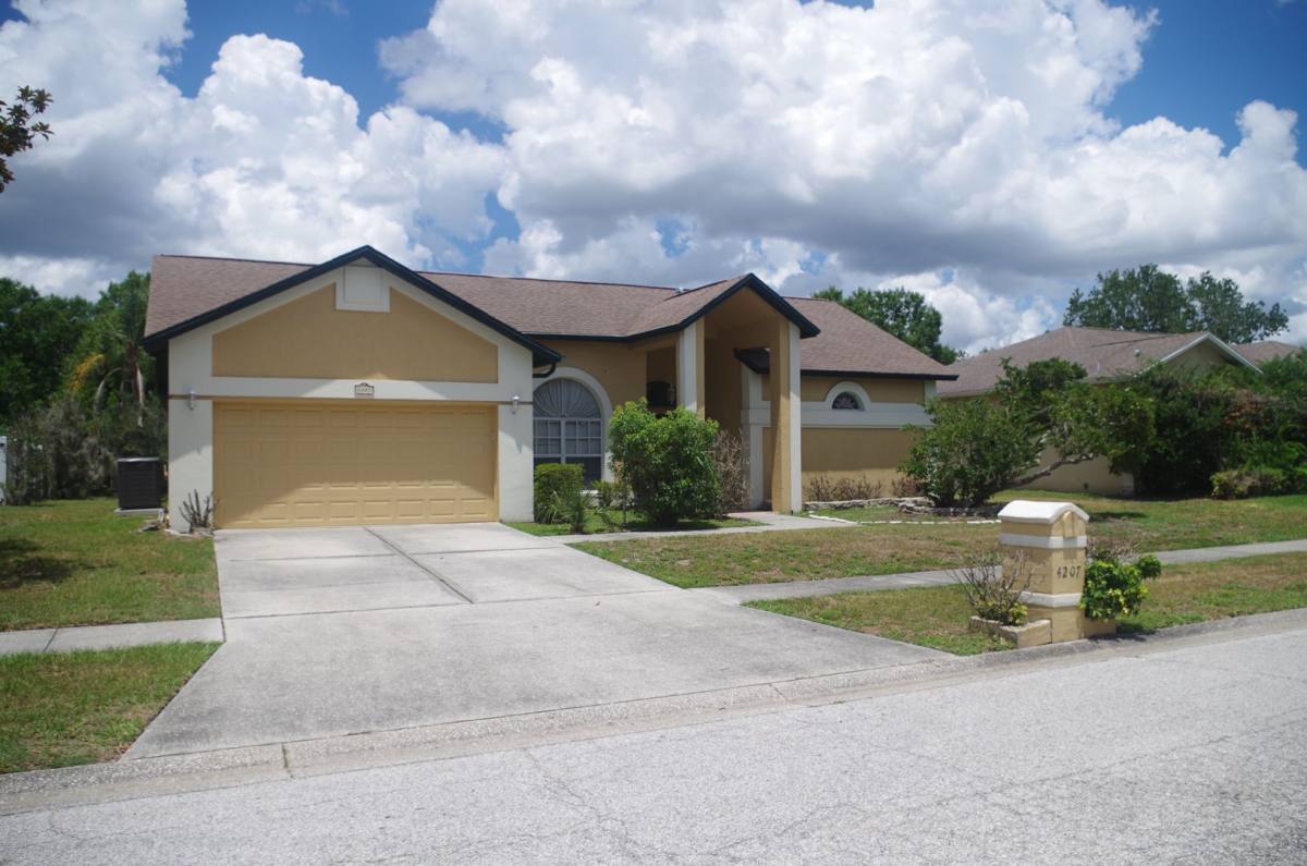 House for rent at 4207 Elba Place, Valrico, FL 33596