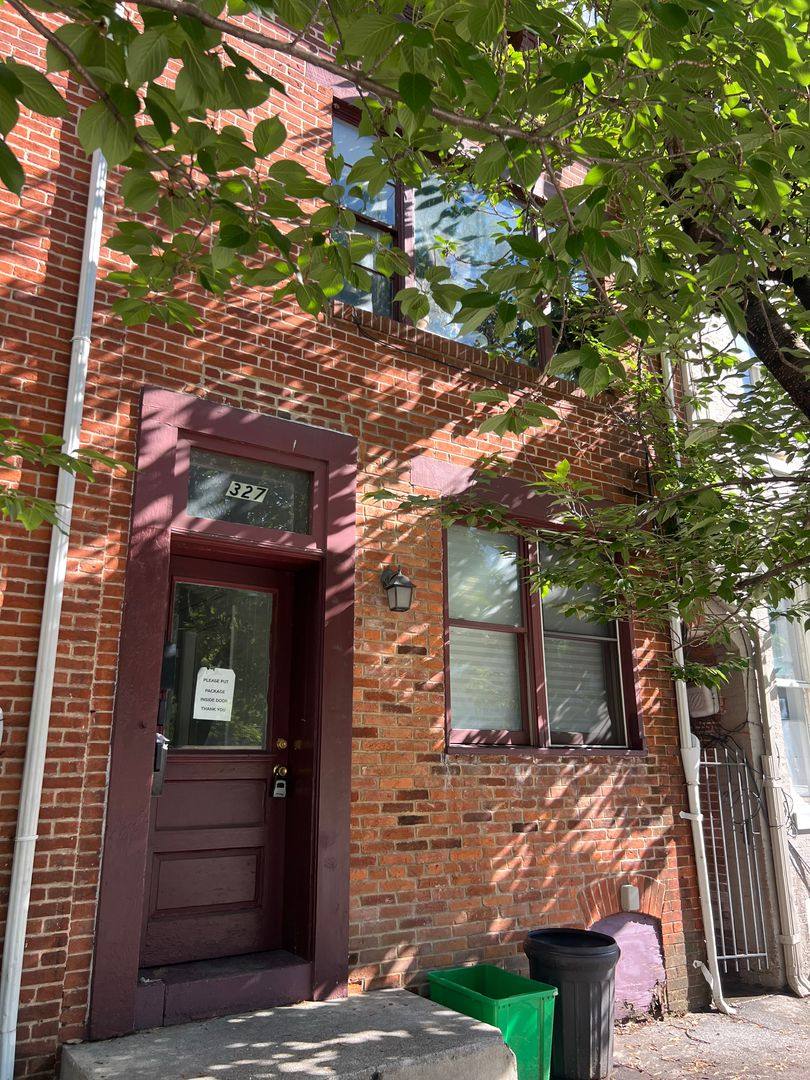 Apartment for rent at 327 E Philadelphia St, York, PA 17403