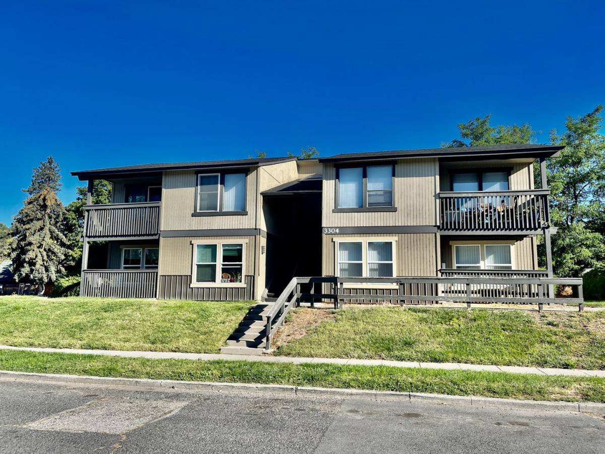 Apartment for rent at 3304 N Lincoln St, Spokane, WA 99205