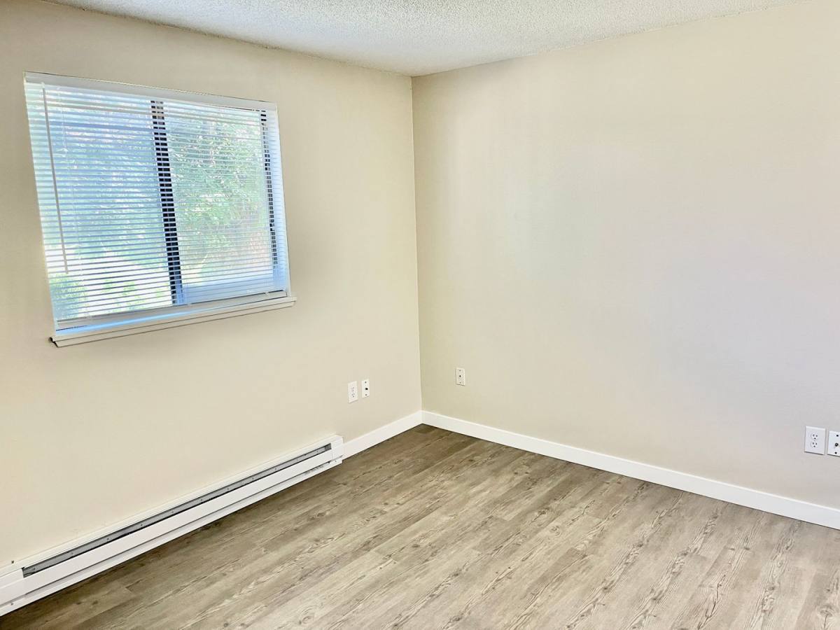 Apartment for rent at 3304 N Lincoln St, Spokane, WA 99205