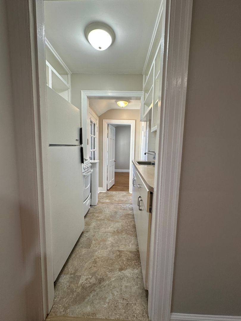 House for rent at 653 Montclair Dr, Lexington, KY 40502