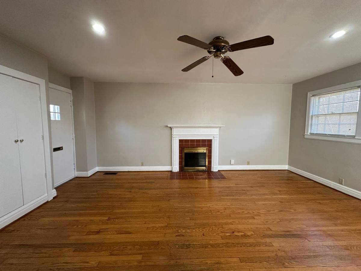 House for rent at 653 Montclair Dr, Lexington, KY 40502