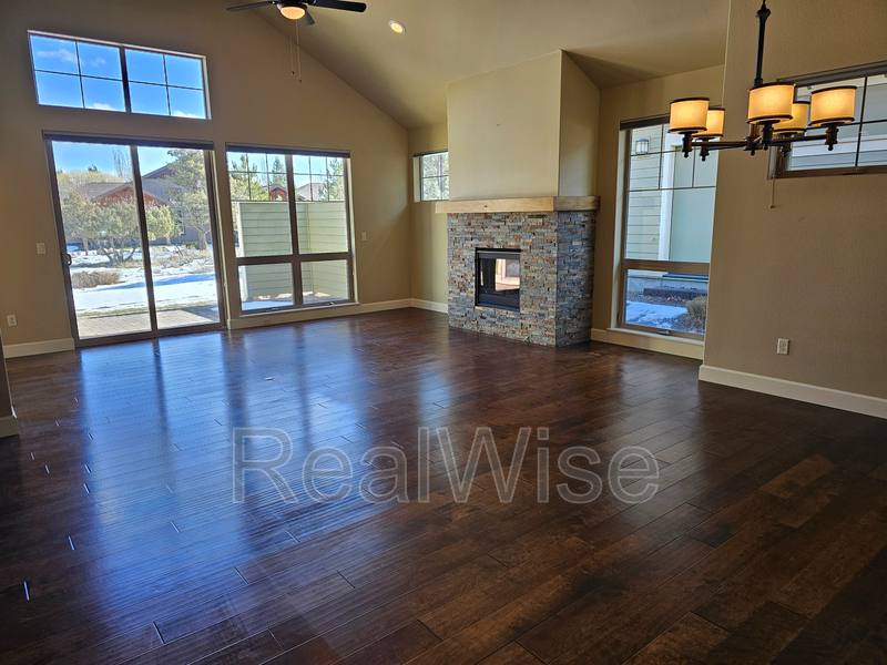 House for rent at 11136 Desert Sky Lp, Redmond, OR 97756