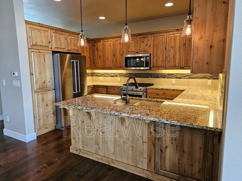 House for rent at 11136 Desert Sky Lp, Redmond, OR 97756