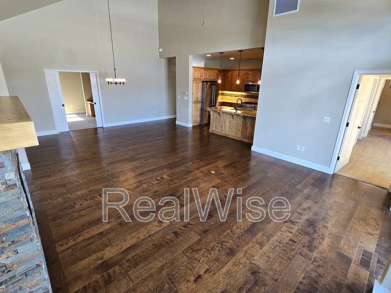 House for rent at 11136 Desert Sky Lp, Redmond, OR 97756