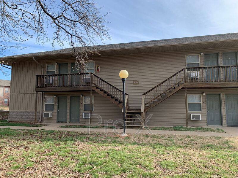 Apartment for rent at 926 N Goetz Blvd #14, Joplin, MO 64801