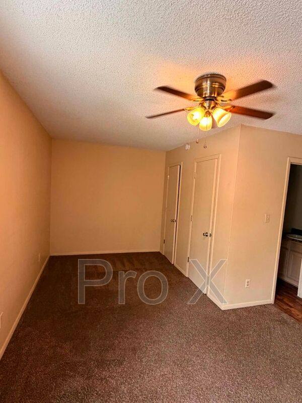 Apartment for rent at 926 N Goetz Blvd #14, Joplin, MO 64801