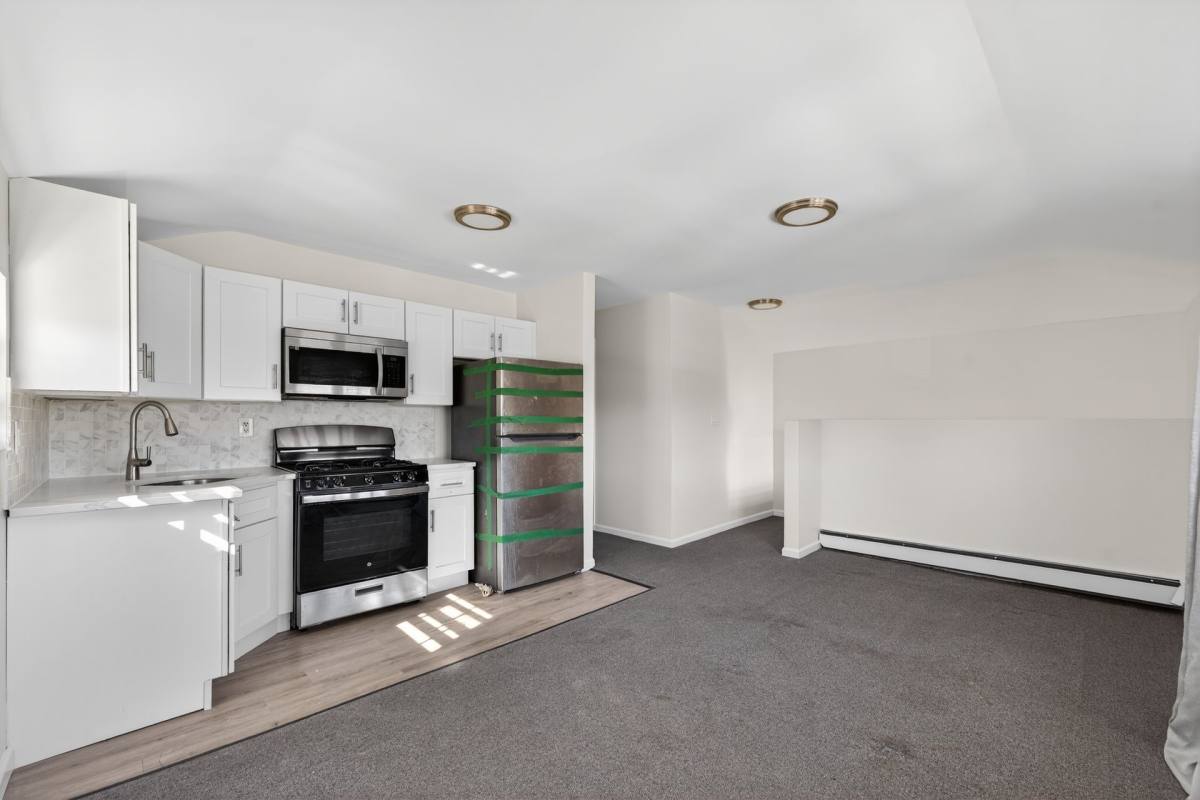 Apartment for rent at 147-20 226th St, Springfield Gardens, NY 11413