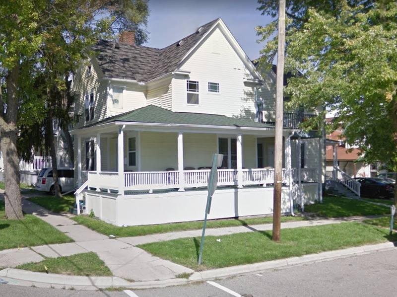 Apartment for rent at 702 Emmet St #3, Ypsilanti, MI 48197