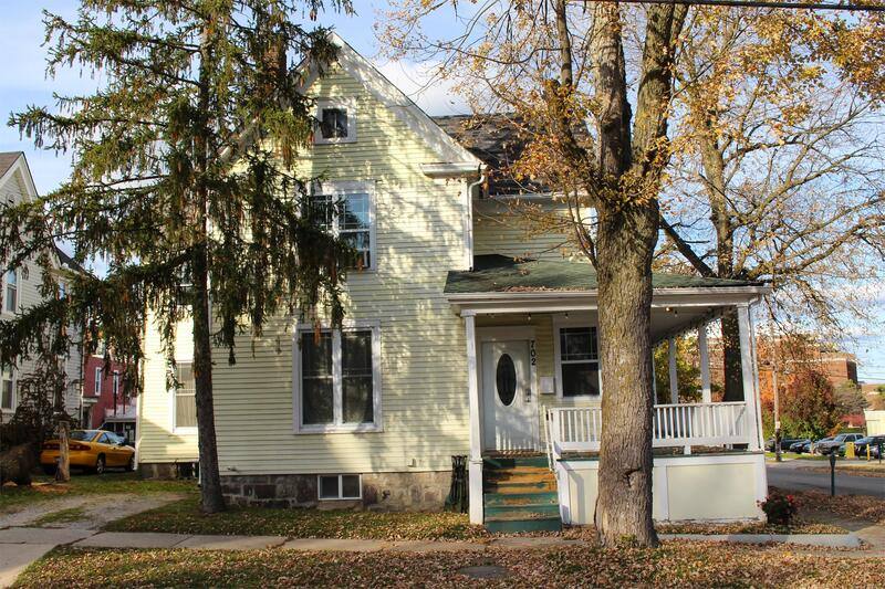 Apartment for rent at 702 Emmet St #3, Ypsilanti, MI 48197