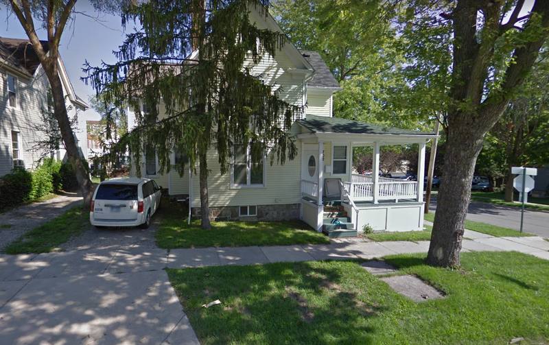 Apartment for rent at 702 Emmet St #3, Ypsilanti, MI 48197