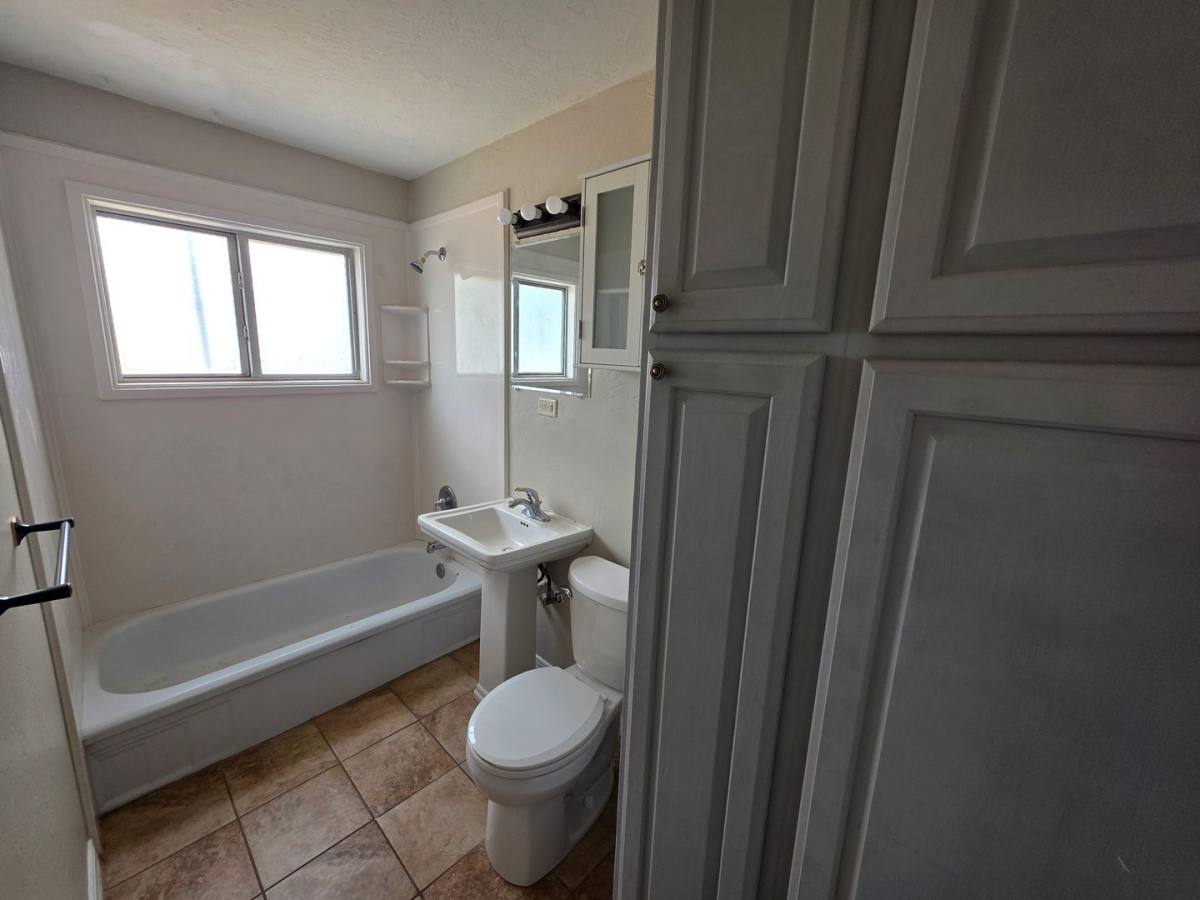 Apartment for rent at 100 20th, Canyon, TX 79015