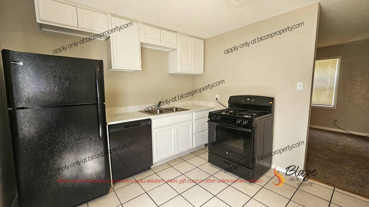 Apartment for rent at 100 20th, Canyon, TX 79015