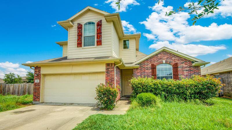 House for rent at 122 Bright Brook Lane, Dickinson, TX 77539