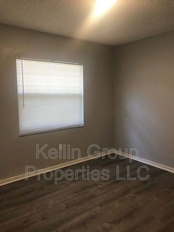 Apartment for rent at 1027 N Brunnell Parkway, Lakeland, FL 33805