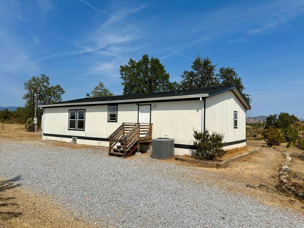 House for rent at 14124 Marsha Way, Igo, CA 96047
