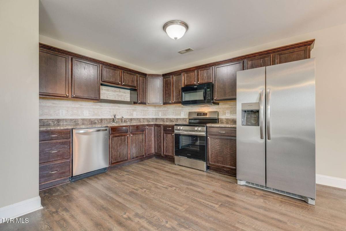 Townhouse for rent at 176 Miss Maude Patton Lane, Jonesborough, TN 37659