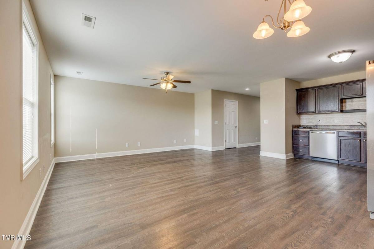 Townhouse for rent at 176 Miss Maude Patton Lane, Jonesborough, TN 37659