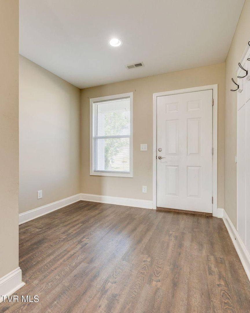 Townhouse for rent at 176 Miss Maude Patton Lane, Jonesborough, TN 37659