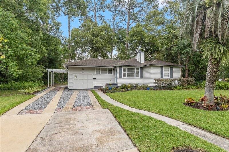House for rent at 1273 Lechlade Circle, Jacksonville, FL 32205