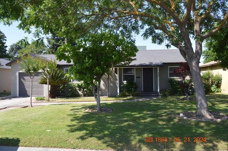 House for rent at 930 S Rose St, Turlock, CA 95380