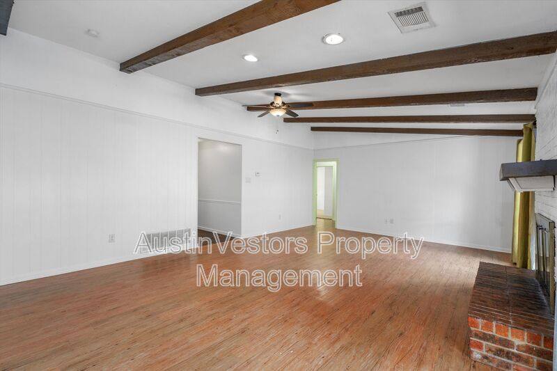 House for rent at 10057 Woodland Village Dr, Austin, TX 78750
